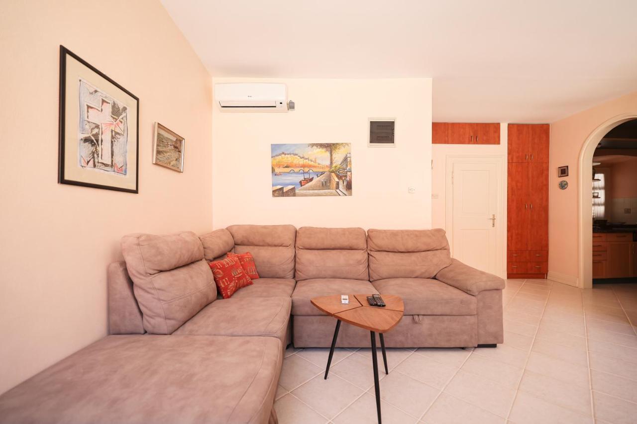 Two Bedroom Apartment In City Center Igor Zadar Buitenkant foto