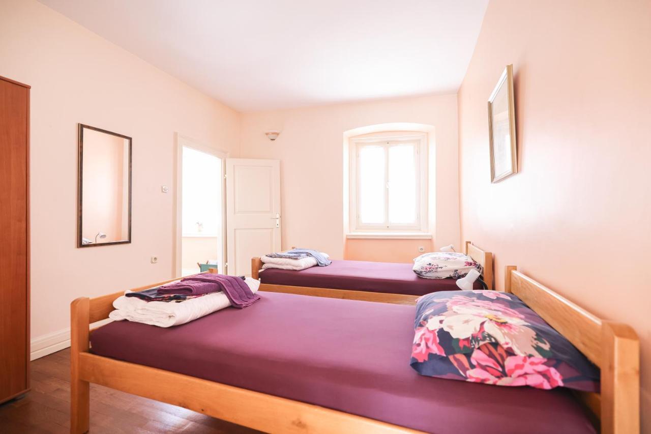 Two Bedroom Apartment In City Center Igor Zadar Buitenkant foto